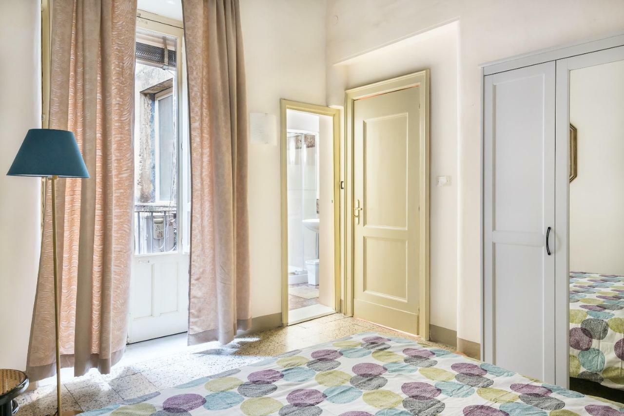 Apartmán Alla Corte Del XIX Secolo Katánie Exteriér fotografie